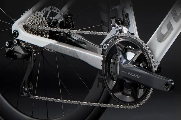 GUSTO GTR SPORT TE, Shimano 105 Di2, pearl white