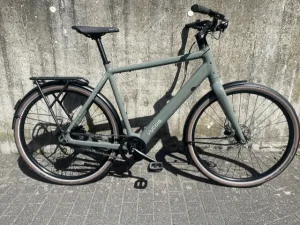 YUCCIE Junico Flow, dark sage , Bafang Heckmotor mit Zahnriemen, 360 Wh.